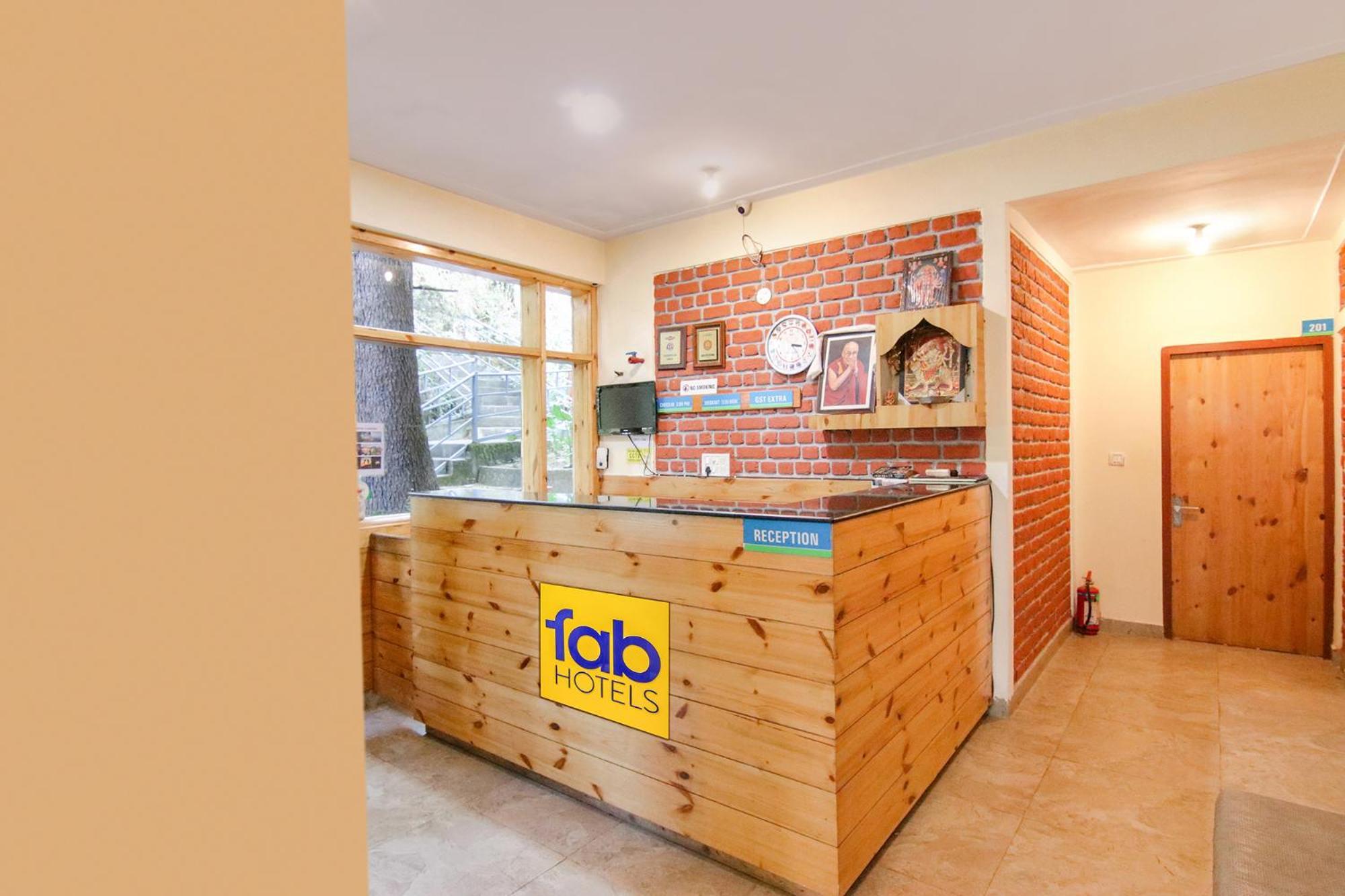 דרמסאלה White Water Inn Mcleodganj מראה חיצוני תמונה