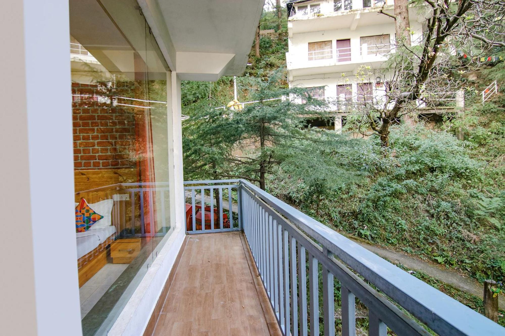 דרמסאלה White Water Inn Mcleodganj מראה חיצוני תמונה